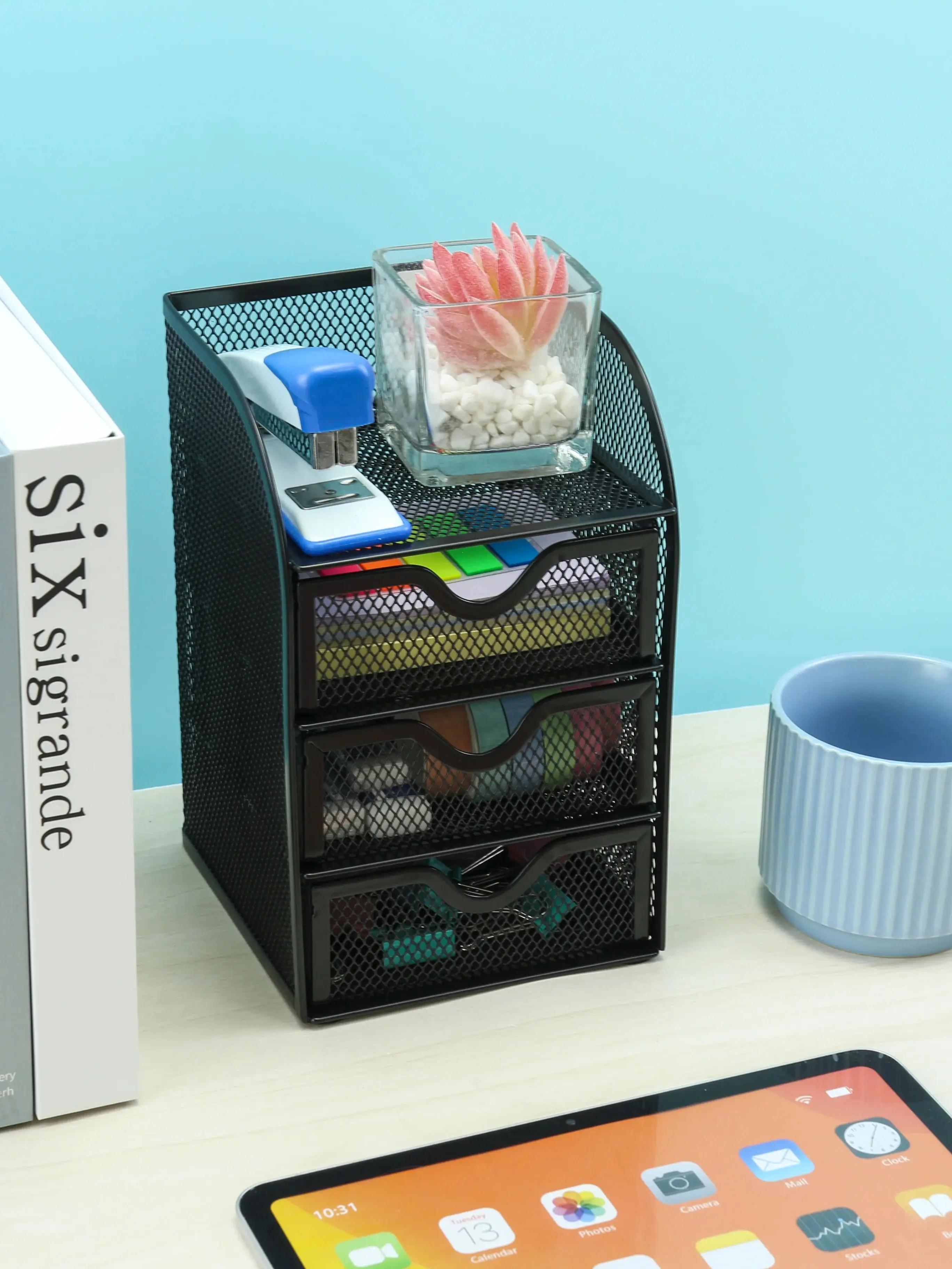 

Металлический органайзер для стола с тремя ящиками