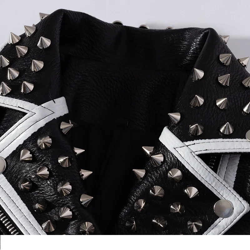 Women's spring and autumn new street motorcycle girl personality skull print heavy industry rivet short leather jacket spot