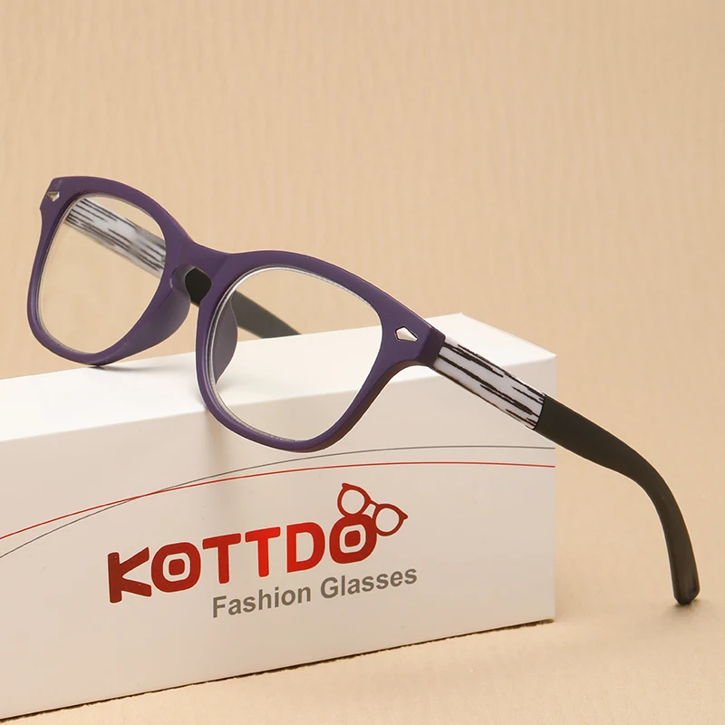 Пластиковые очки для чтения при пресбиопии