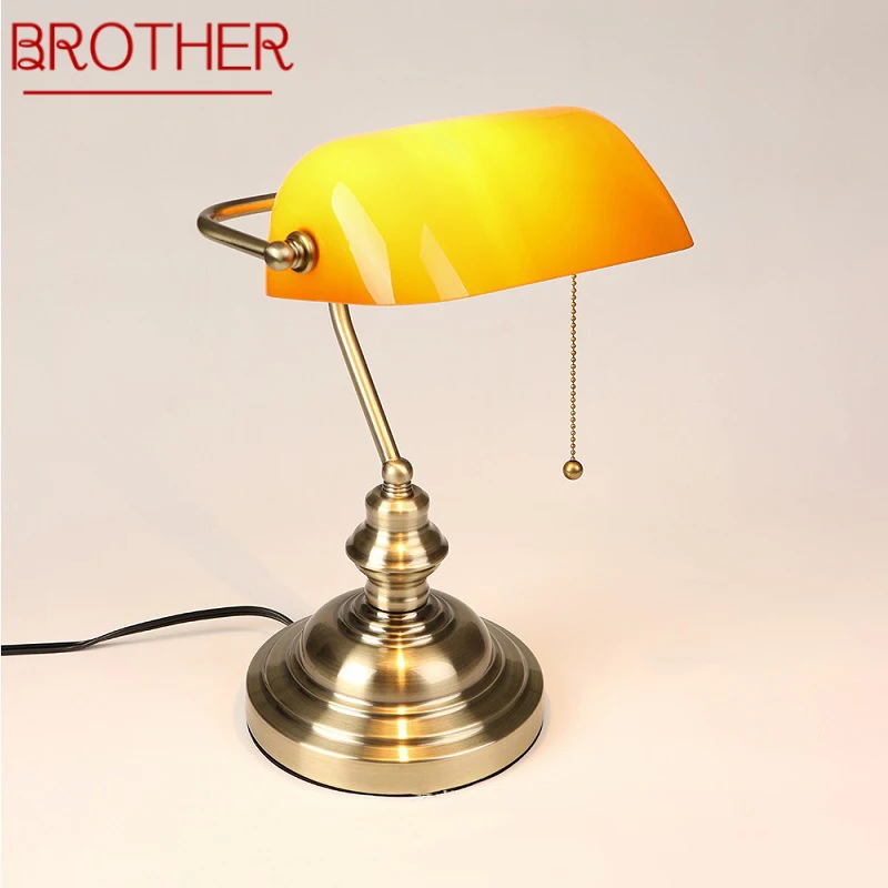 

BROTHER European Style Table Lamp Simple Design LED Yellow Glass Desk Light Retro Pull Switch for Home Study Office Bedroom