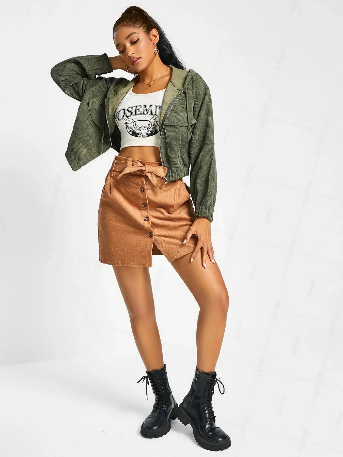 ZAFUL женская вельветовая куртка с заниженными плечами и карманами капюшоном на