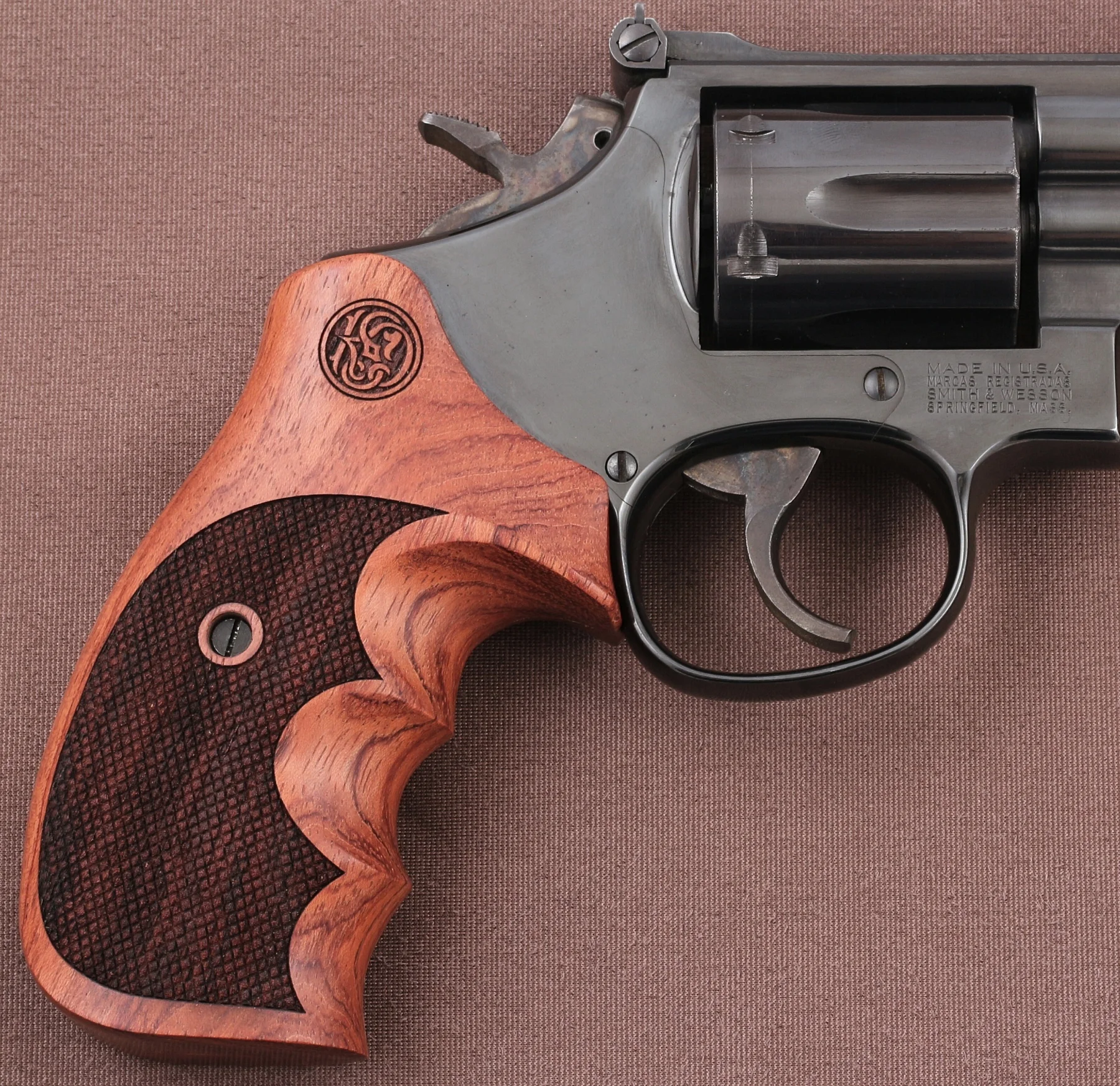 

Ksdгрипсы бренда Grip для Smith Wesson K L Frame Round ягодицы
