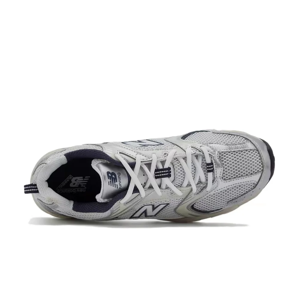 Фото Кроссовки New Balance NB530 унисекс, низкие, повседневные, для бега – бежево-серебристые, из синтетической кожи и ткани, удобные и долговечные MR530KA №4