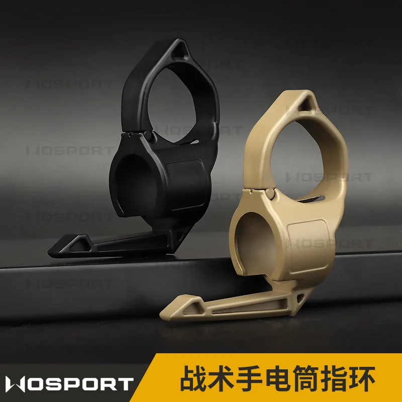 

Finger Ring Pocket Clip Portable Flashlight Holder Adaptation Switchback Accessories Multifunctional Hunting Gear Film Props