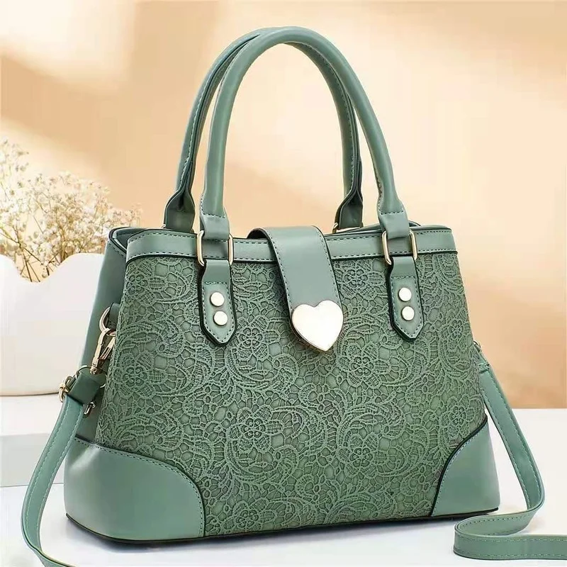 

Новинка, популярная женская сумка с тиснением и вышивкой, 2022, модный роскошный бренд, Женская саржевая сумка на одно плечо