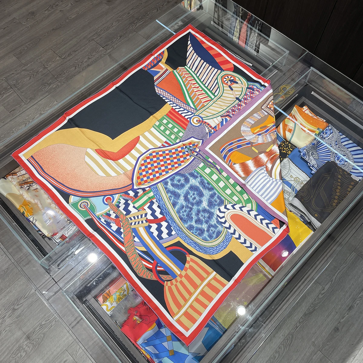 

Великолепный двухсторонний шарф 90 см из натурального 100% шелка, брендовая дизайнерская квадратная шаль, Женский хиджаб, бандана, платок-бандана