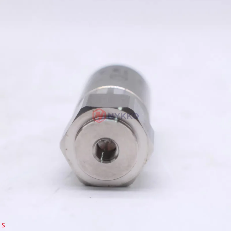 Совершенно новый оригинальный датчик вибропередатчика IFM VTV122