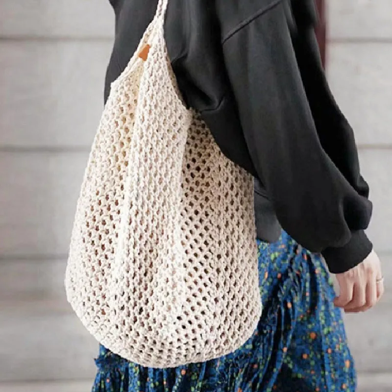 Handmade crochet hollowed out summer women's shoulder bag crossbody bag, lightweight shopping bag, simple and fashionable