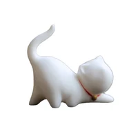 Creative White Porcelain Cat Figurines Tabletop Decoration Ceramic Tea Pet Cute Handmade Lucky Cat Toys Miniaturas Birthday Gift