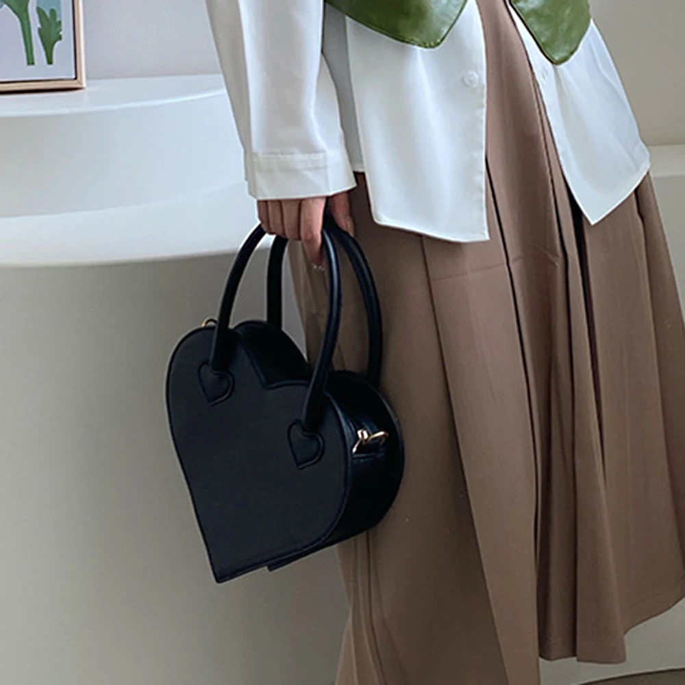 Fashion Design Women's Shoulder Bag Vintage Cool Girls Love Heart Handbags Retro Female Black Small Tote Purse Messenger Bags