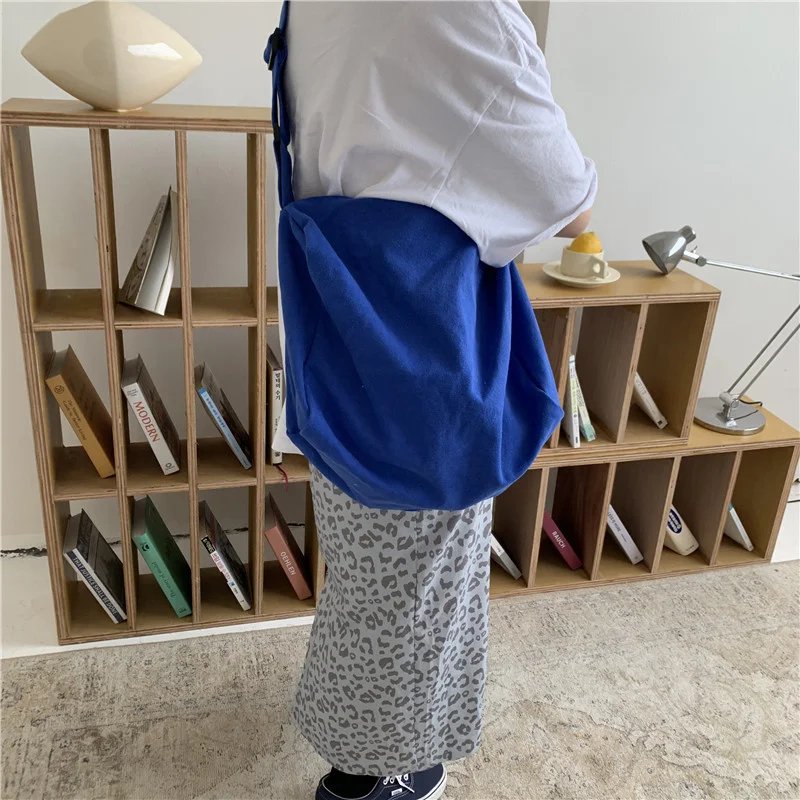 

Холщовая Сумка через плечо для женщин, Однолямочный рюкзак с косым перекрестным швом, вместительная сумочка на плечо в стиле ретро, уличный ...