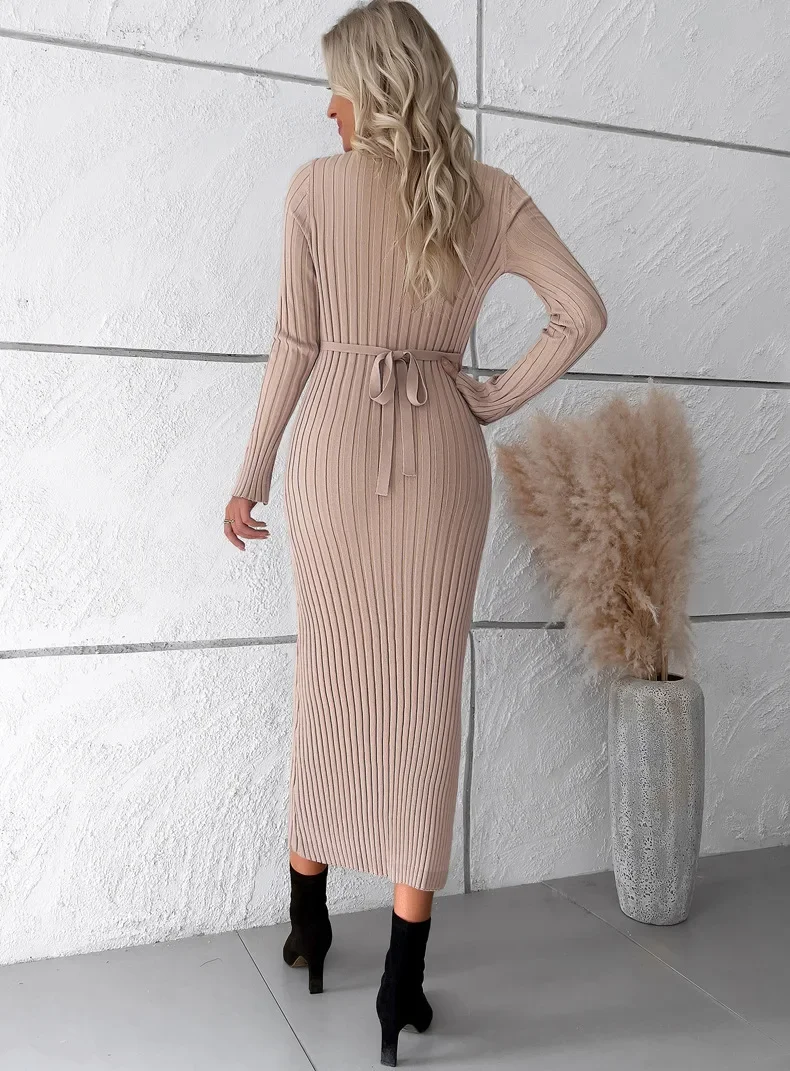 Женское длинное платье-свитер с длинным рукавом и V-образным вырезом