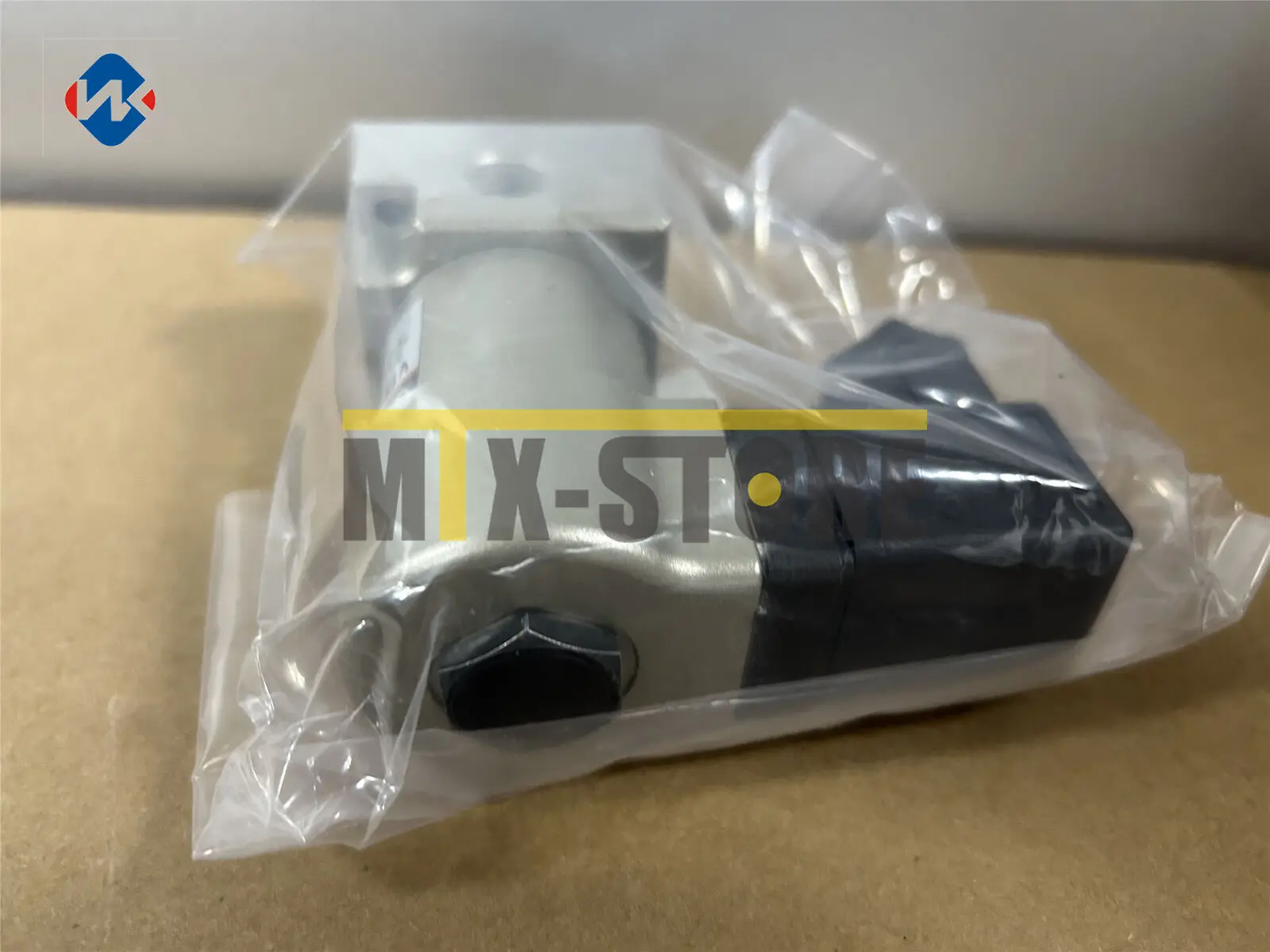 1 шт. новый электромагнитный клапан SMC