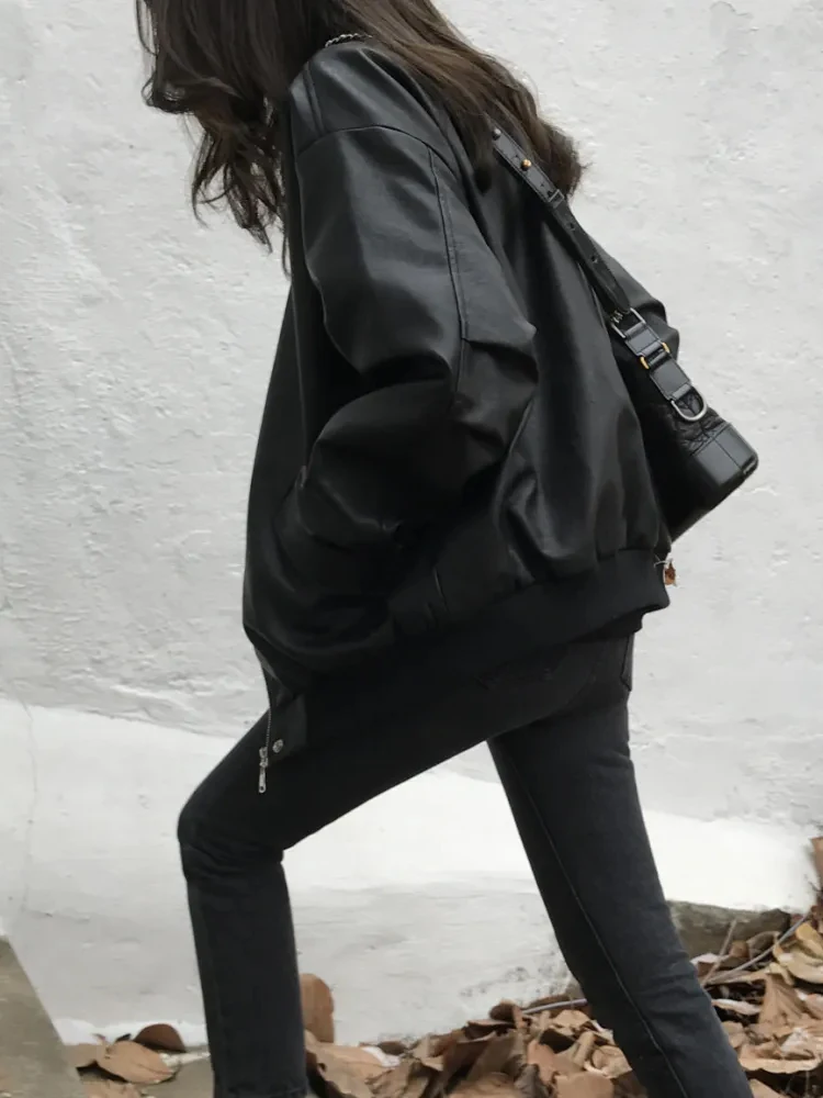 Black Korean Fashion Leather Jacket Women Winter Loose Outwear Moto Biker Zipper Coat Female Streetwear Warm Faux Leather Jacket