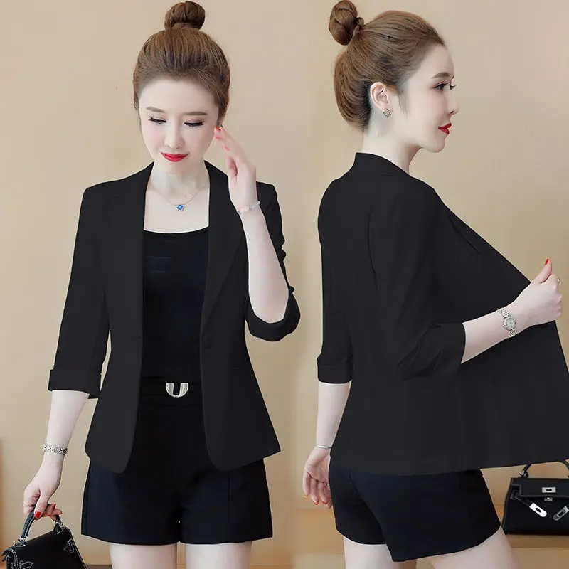 Корейская версия приталенный женский маленький пиджак новинка весны-лета 2024