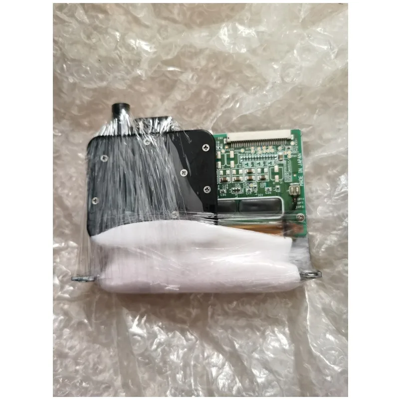 

Used seiko spt510 50pl printhead ,second hand Challenger Infiniti Phaeton FY-3206 Infiniti FY-3208 printhead