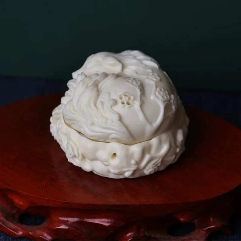 Резной орех цвета слоновой кости с девятью хвостами курильница лисой