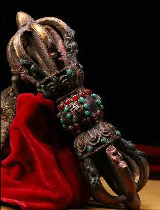 

9" Old Tibet Buddhism Bronze Pianting Gem Agate Dzi Phurba Dagger Faqi Statue