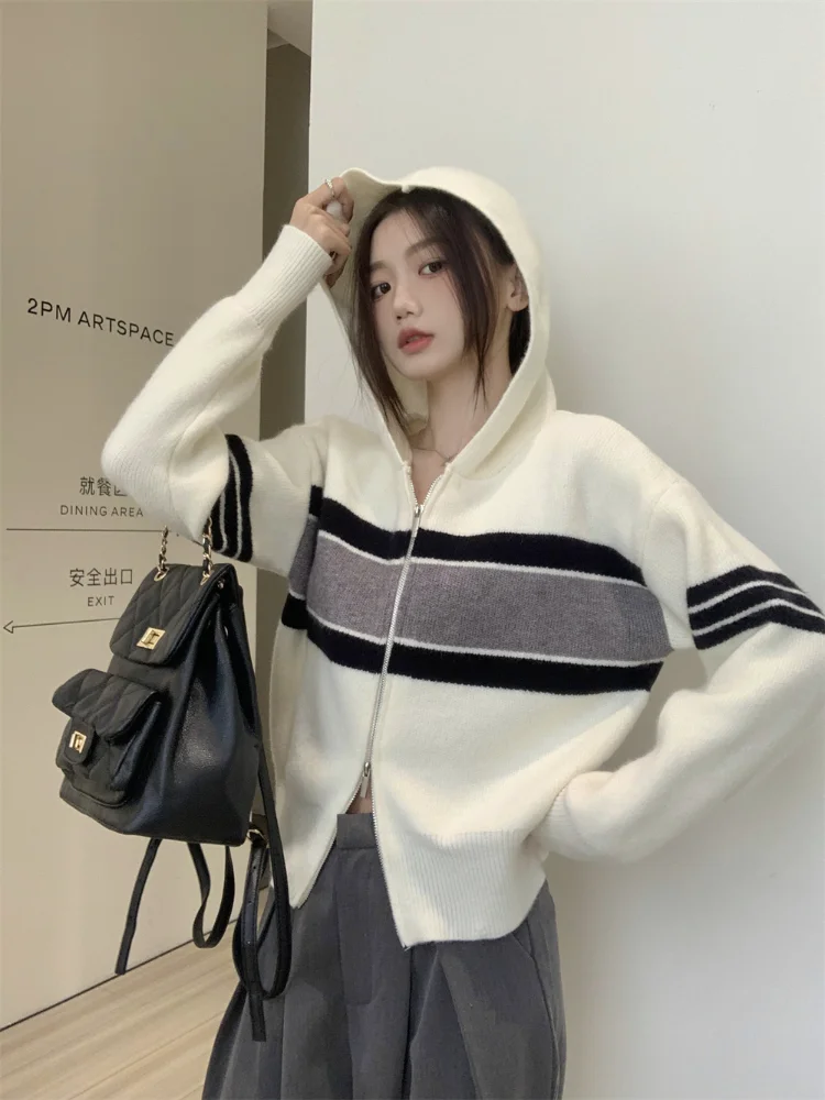 

ZCSMLL 2022 корейский модный разноцветный вязаный кардиган с капюшоном на молнии с длинным рукавом Винтажный стиль женский свитер