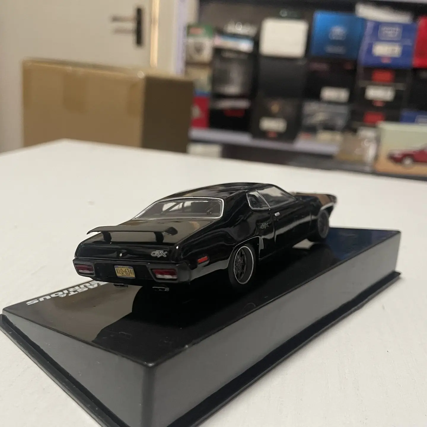 Фото Модель IXO 1:43, литая под давлением, из сплава, Plymouth GTX 1971, коллекционная, классическая, ностальгическая, для взрослых, сувенир, статическая модель для демонстрации №4