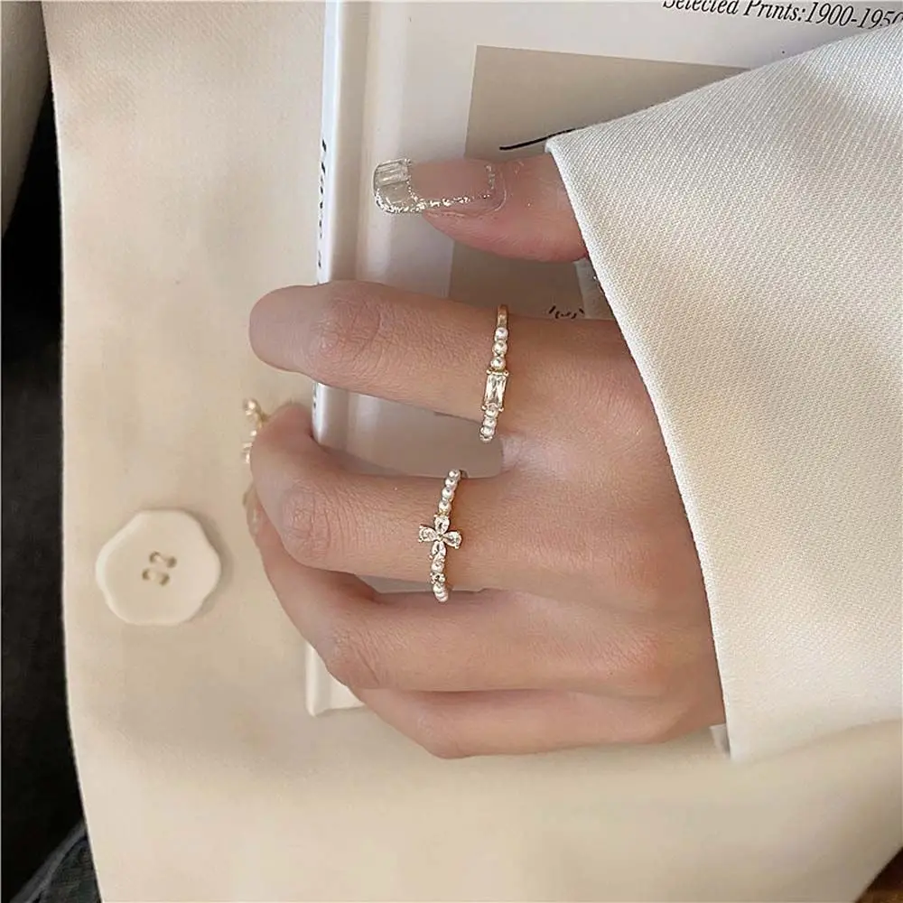 

Elegant Minimalist Flower Girls Gift Lady With Zircon Geometric Rings Women Finger Ring Korean Style Pearl Rings