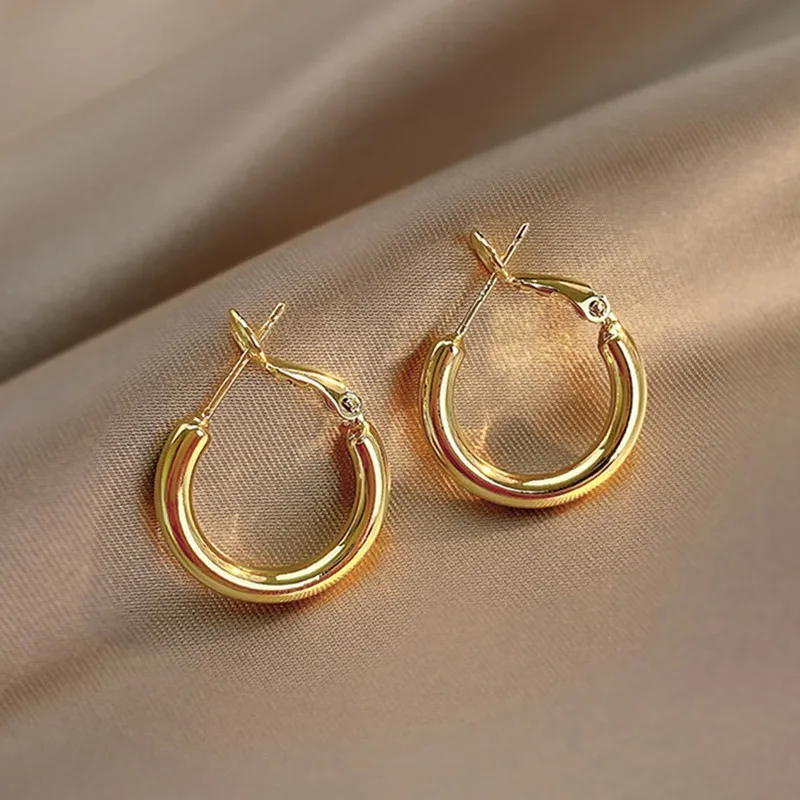 

Gold Color Hoop Earrings for Women Fashion Luxury Round Hollow Ear Ring Girls Party Charm Big Circle Style Earrings Jewelry Gift