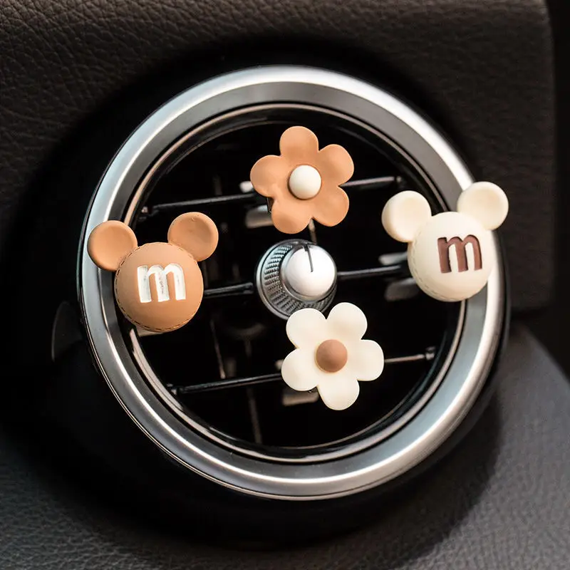

Auto Perfume Car Air Conditioner Air Outlet Decoration Aromatherapy Cartoon Car Interior Decoration Ornament Cute accessories