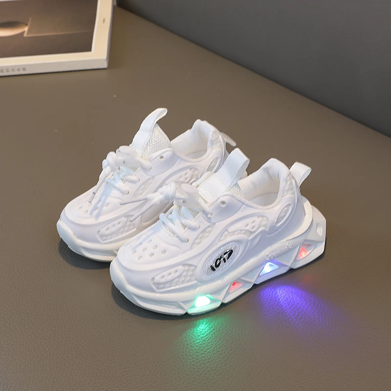 2023 New Kids Lighted Shoes Boys Girls Sneakers Non-slip Breathable Running Shoes School Sneakers Tenis Children Casual Shoes enlarge