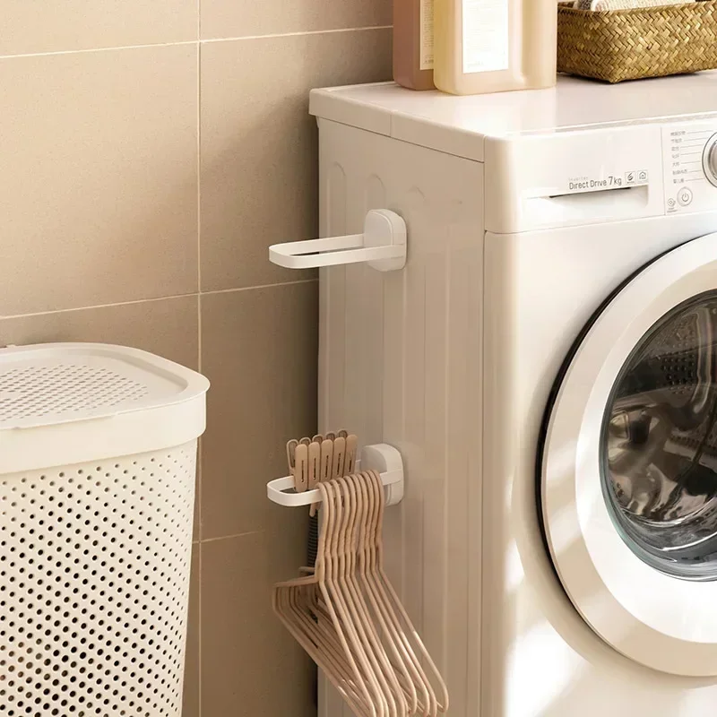 Крючок-вешалка для одежды балкона