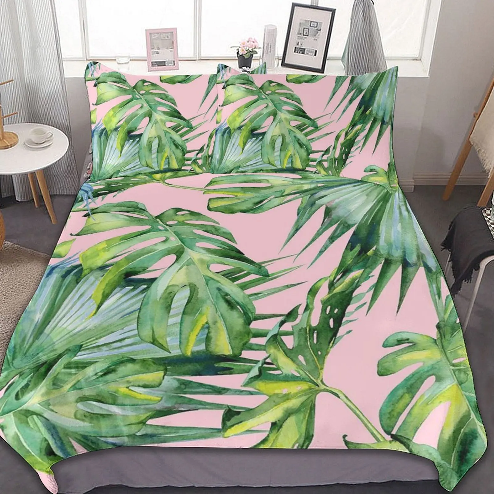 

Комплект постельного белья из 3 предметов с цветами и листьями (1 пододеяльник + 2 подушки)