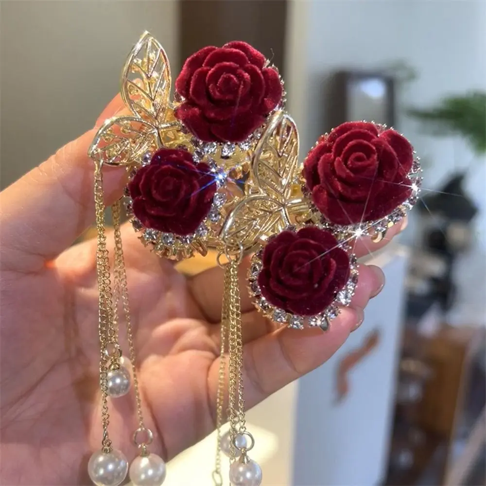 

Small Grab Clip Flocked Butterfly Female Hair Accessories Korean Style Headwear Red Rose Hair Clip Tassel Hair Claw