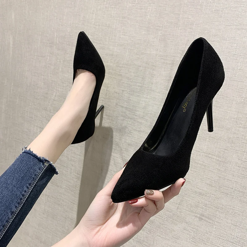 

Alo cnc 2022 New Spring Fine Heeled Suede Pointed Shallow Mouth Hundred with Black High Heels