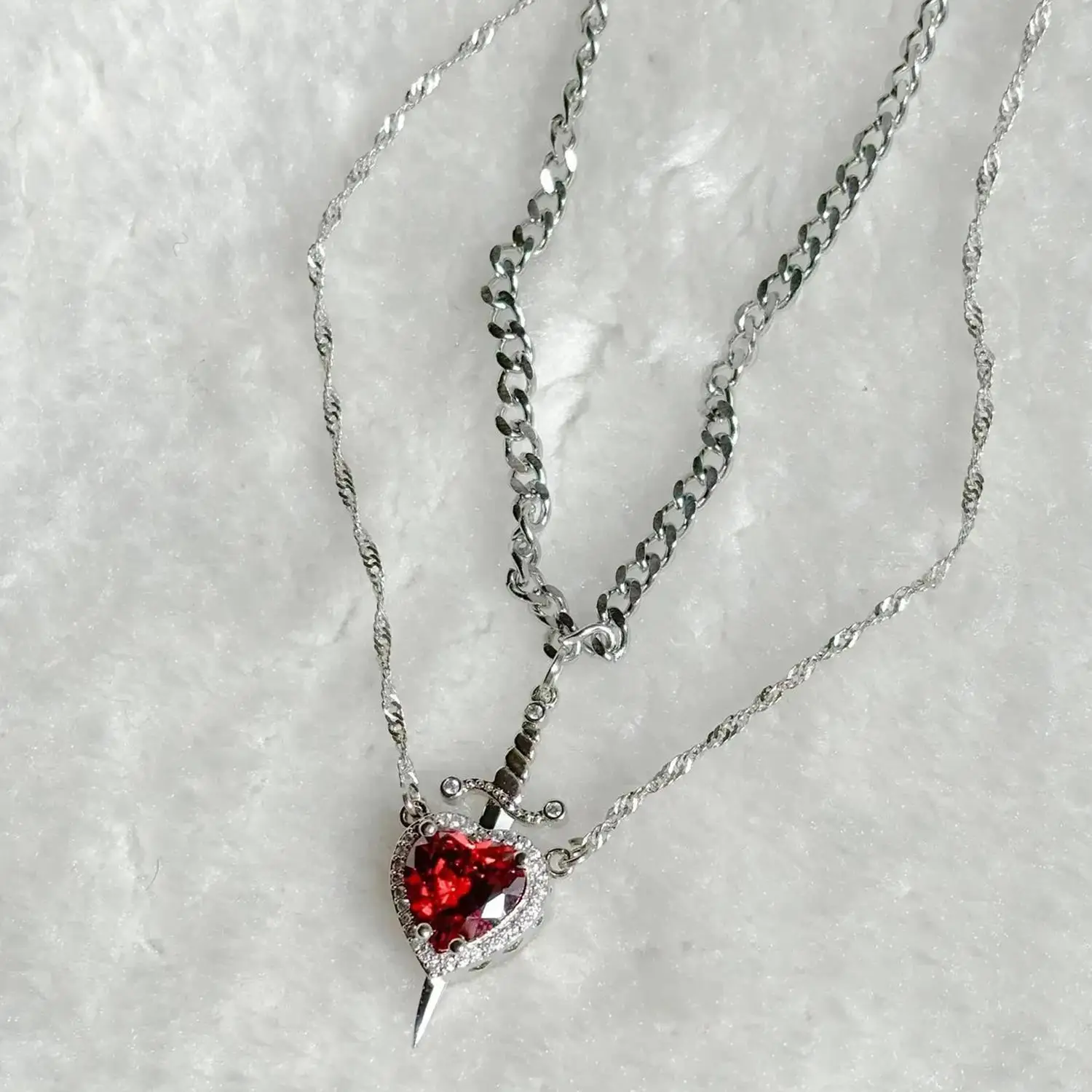 2025 комплект ожерелья с подвеской в форме сердца для пары украшение любви модное