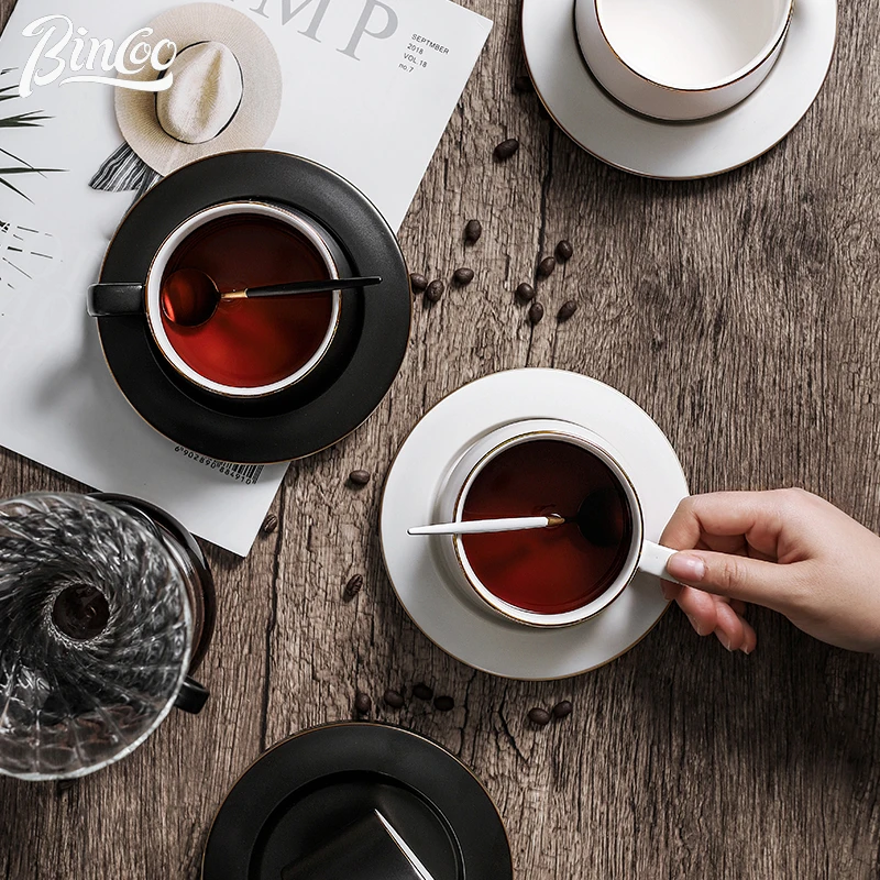 

Couple Mugs Valentine Father mother Gift Anniversary Memento Milk Coffee Mugs Plain Black White Tumbler Lovers Cup Ceramic