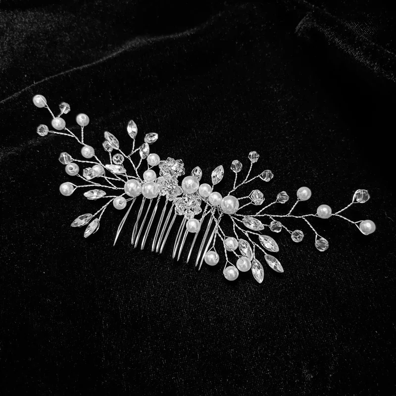 Рисунок 5 - Женский свадебный аксессуар для волос