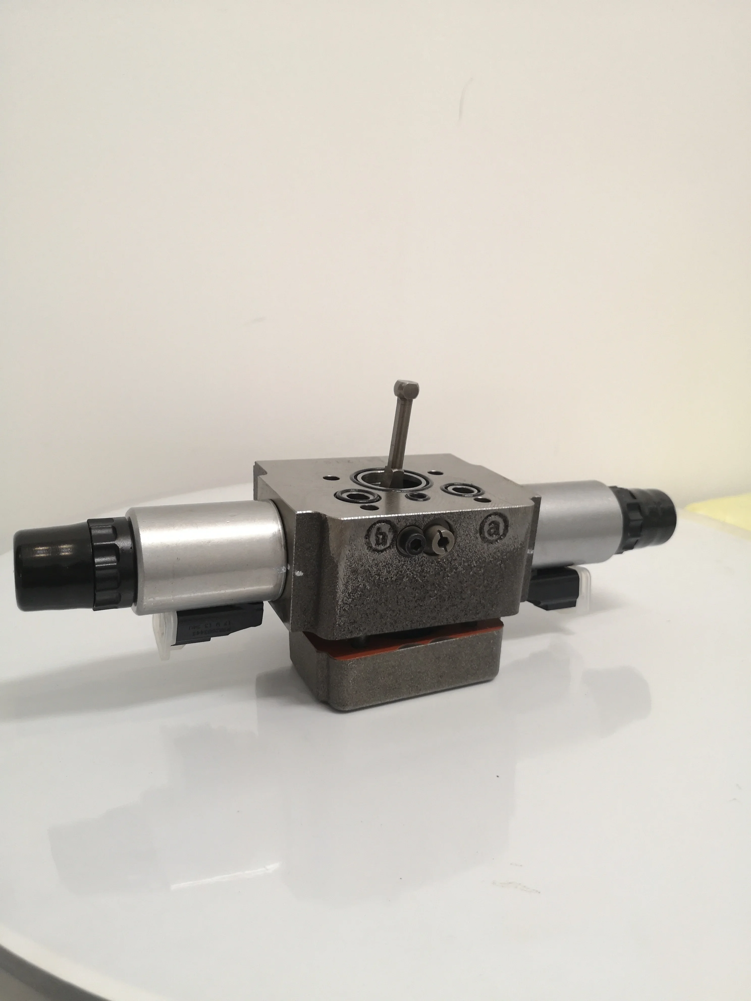 Оригинальный Гидравлический Электрический регулирующий клапан серии A4VG 180 EP2 для