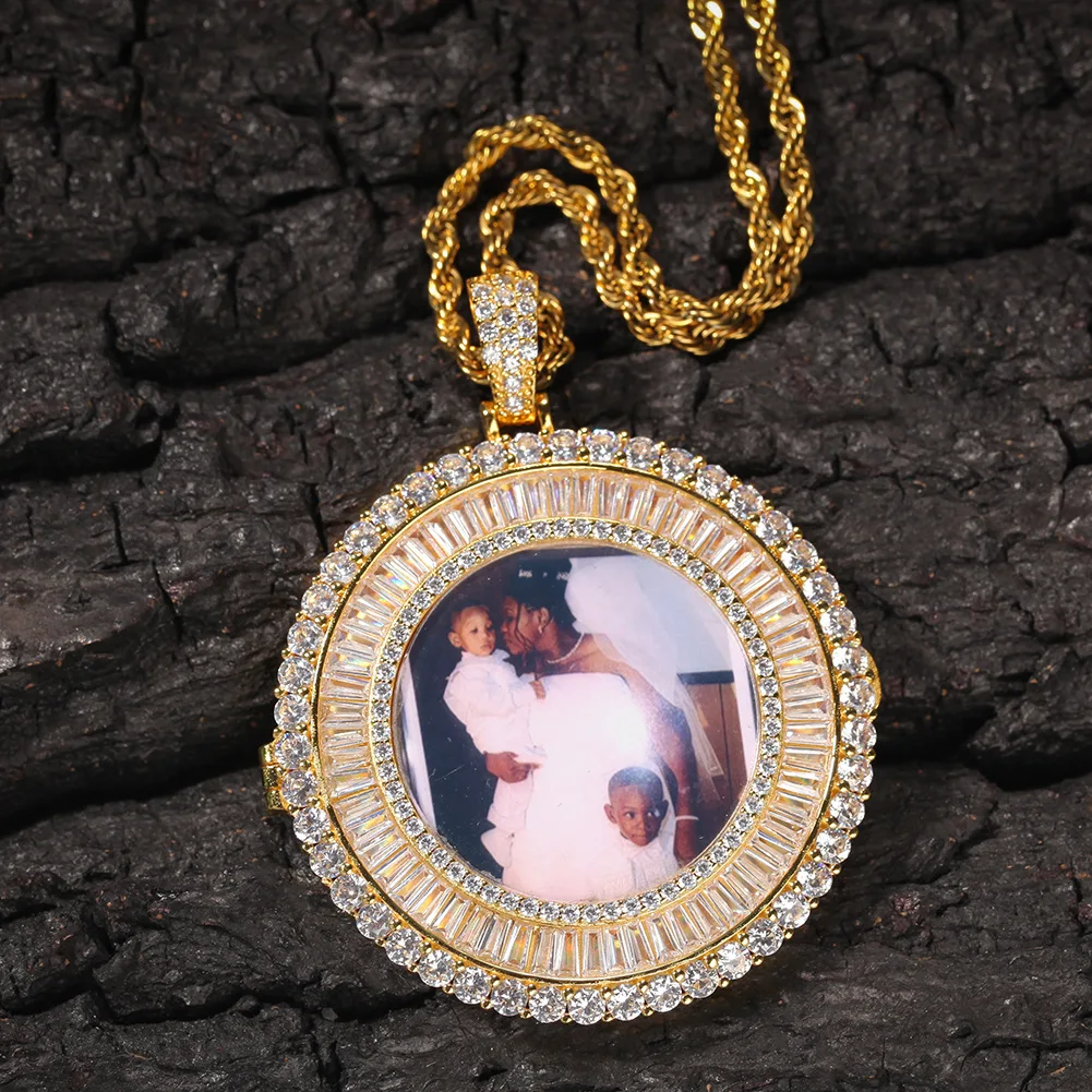 

Customize Round Memorial Photo Pendant Necklace with Bling Diamond Stone Zircon Men Women Lover Gift Couple Pendants