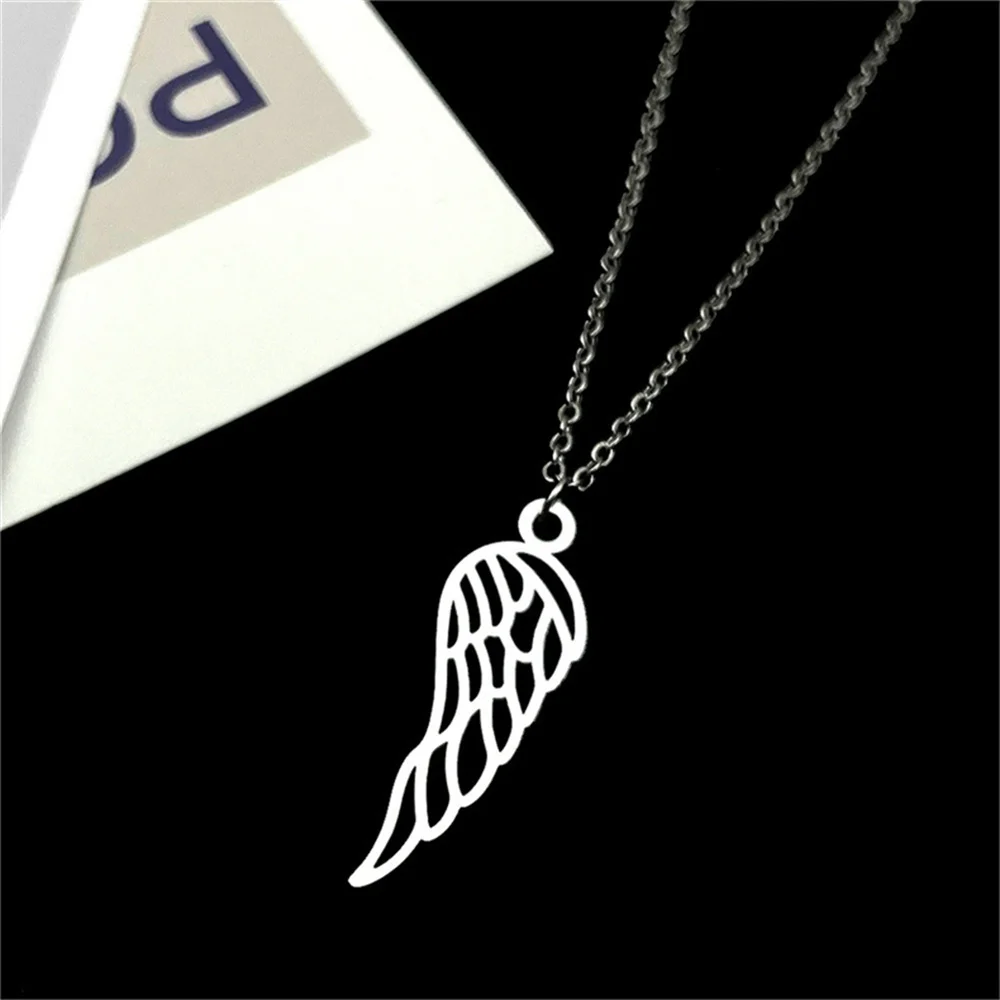 

Simple Classic Fashion Angel Wings Necklace Stainless steel Silver Color Pendant Girl Short Long Chain Necklaces Jewelry Women
