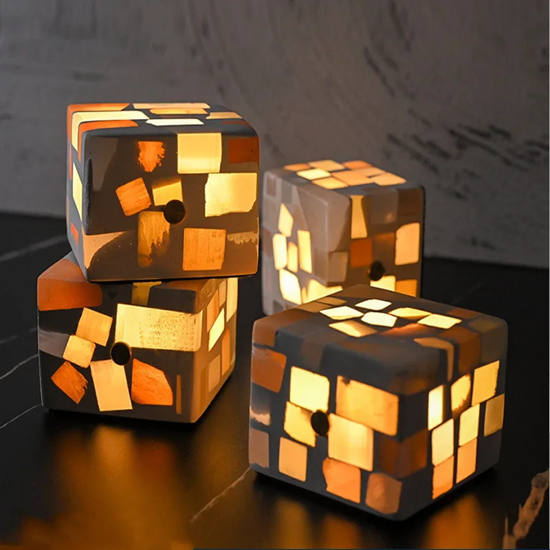 

Скандинавский небольшой Настольный светильник из цементной руды, прикроватный светильник для спальни с зарядкой и сенсорным блоком, декор...