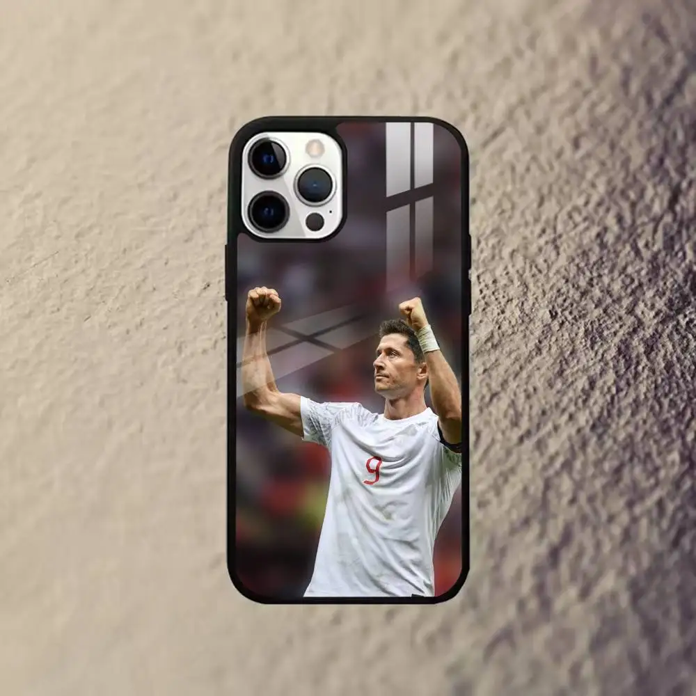 Фото Магнитный чехол для телефона с изображением Роберта Л. Левандовски для iPhone 15, 11, 17, 14, 13, 12, 16 Plus, Pro №5