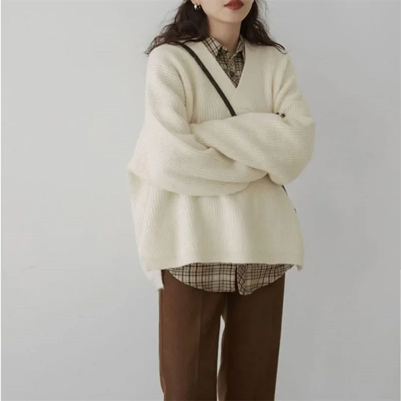 Корейский пуловер с v-образным вырезом в ленивом стиле для женщин осенне-зимний