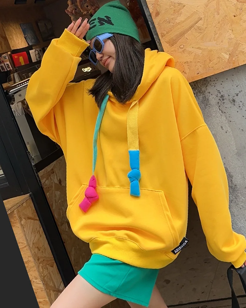 Повседневный Свитшот ярких цветов топ большого размера весна-осень 2024 модная