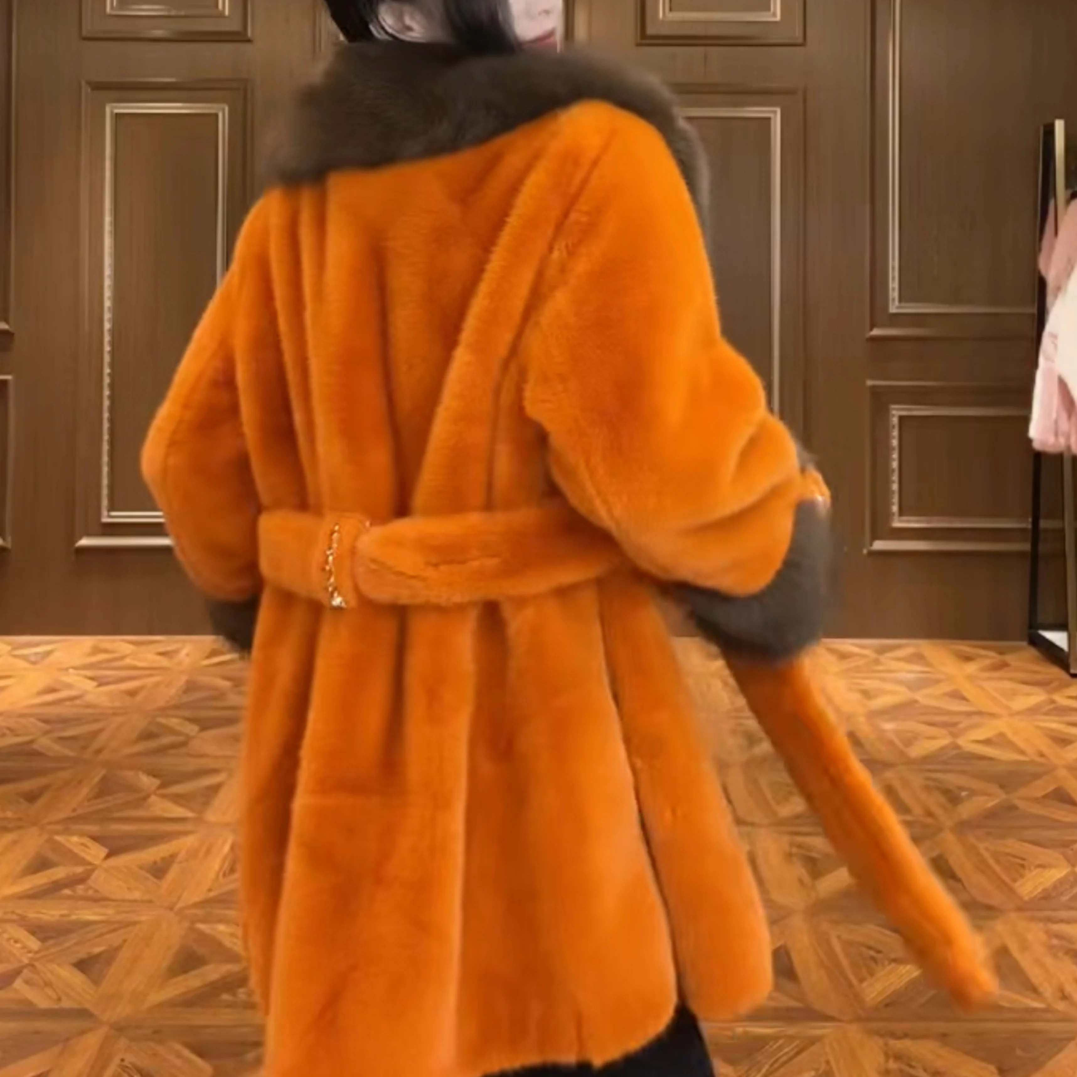 Women's European Streetwear Office Lady Mink Solid Color Warm Short Coat New Ladies Fashion Trendy Simple Casual Fur Jacket