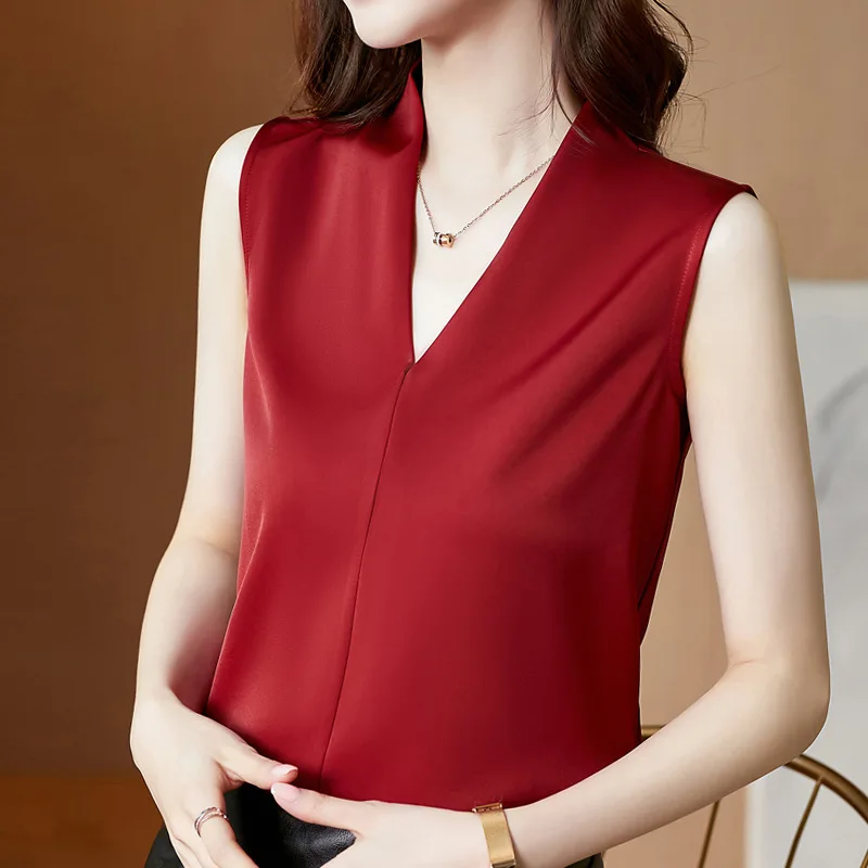 

Summer jacket women's vest with a simple sleeveless shirt underneath WHITE