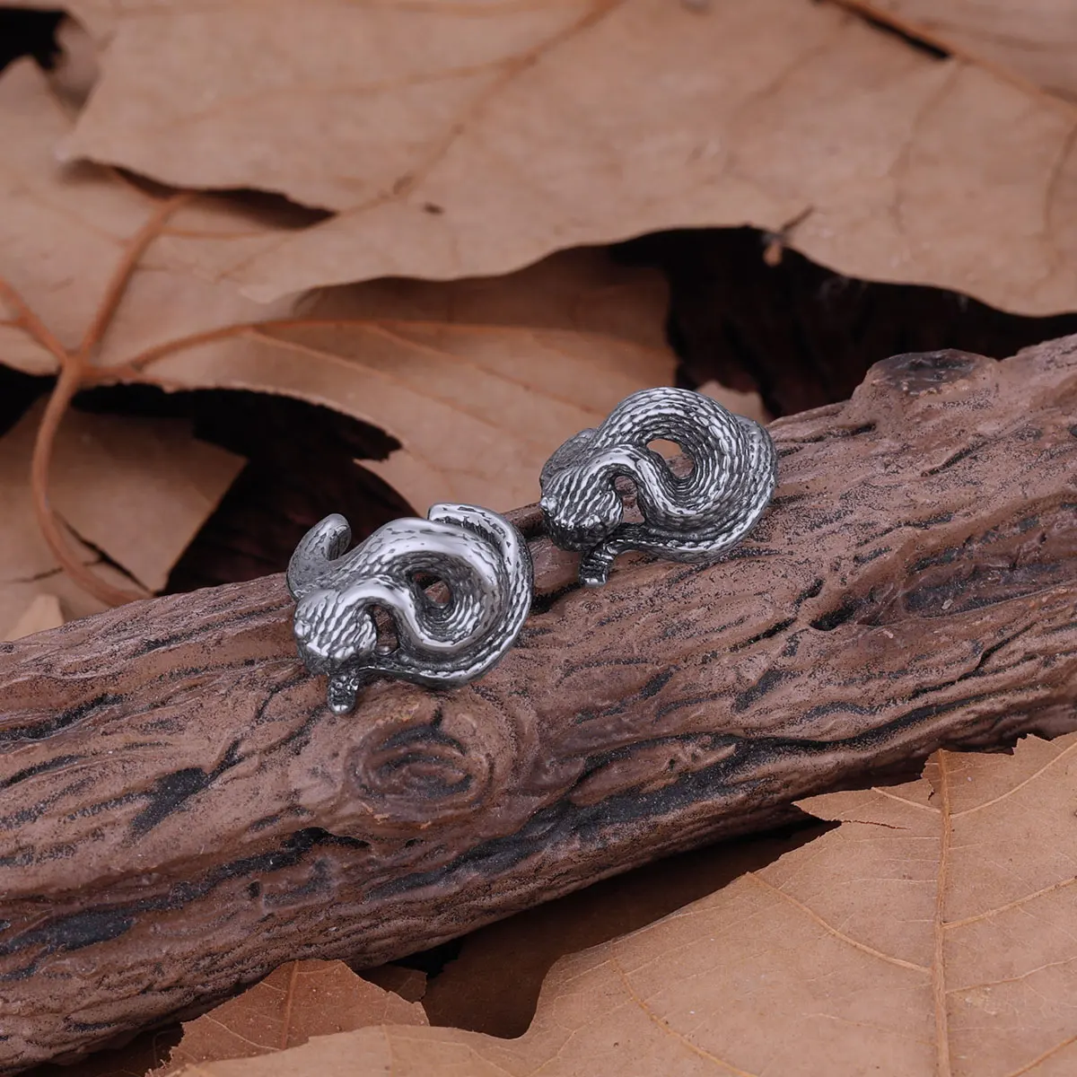 Женские серьги-клипсы Змея из нержавеющей стали