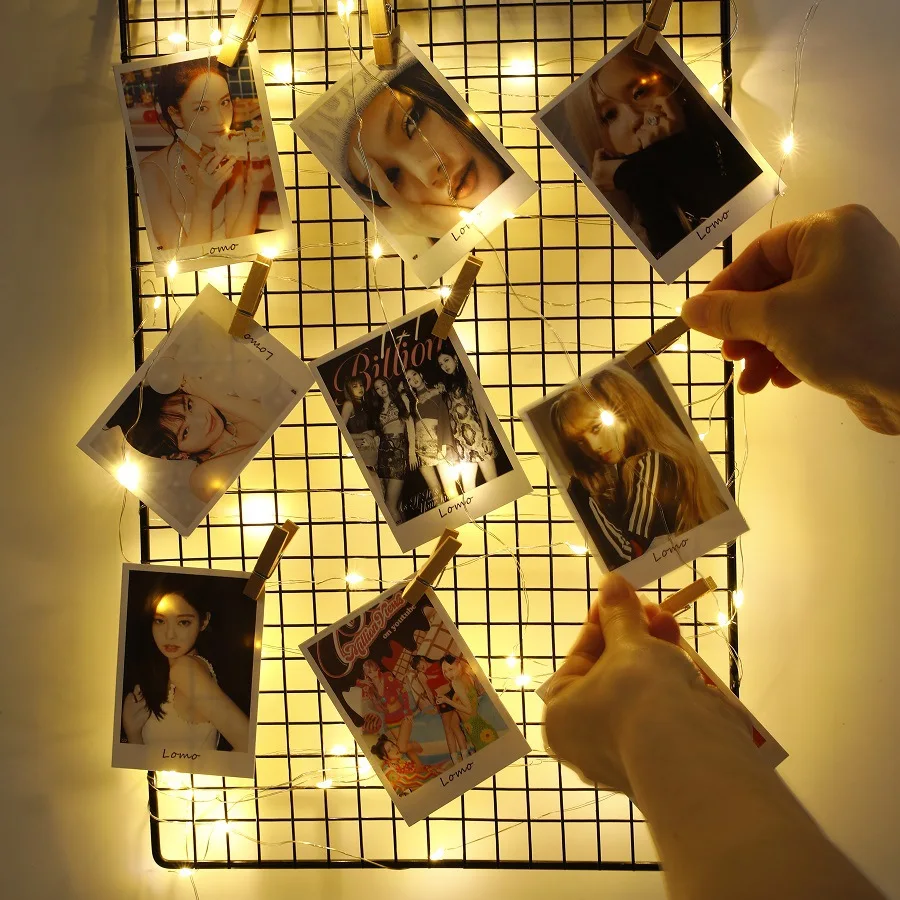 

KPOP Bangtan Boys TWICE ENHYPEN Stray Kids ASTRO 32Pcs/Set Photocards With LED String Lights LOMO Cards Room Wall Decoration 53g