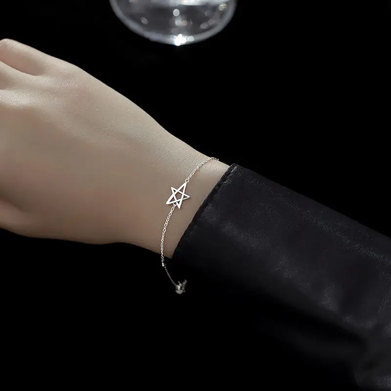 

Hollow Pentagram Bracelet Temperament Retro Design Jewelry High Quality Wholesale Jewelry