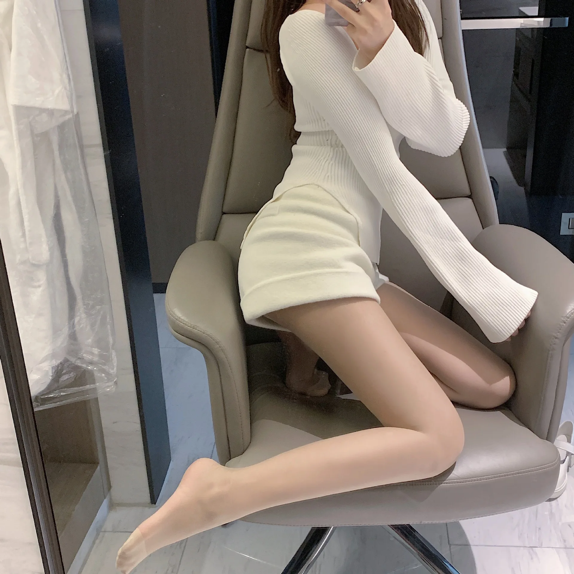 

Spring Summer Invisible Nude Thin Pineapple Socks Velvet Anti-hook Women's Bare Leg Pantyhose Flesh-coloured Stockings