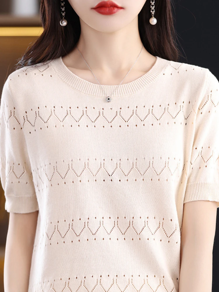 

Женская летняя футболка с коротким рукавом и круглым вырезом