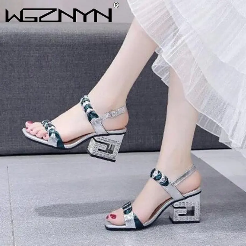 

Сандалии женские с открытым носком, босоножки с квадратным носком, утепленные туфли на среднем каблуке, разные цвета, серебристые